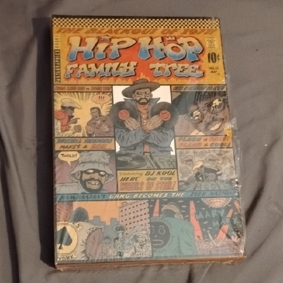 Hip Hop Family Tree Comic Book - Picture 4 of 4